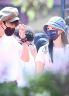 为什么我填报志愿之后，然后填写的第一个支援里面学校的学长加我扣扣，然后还问我姓名报考号什么的，?游戏画面